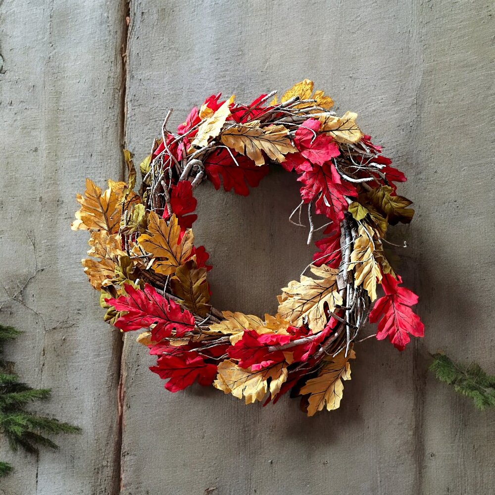 22" Twig Maple Leaf Artificial Wreath